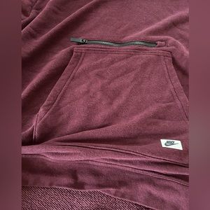 Women’s Nike Funnel Neck Fleece Hoodie. Size Medium